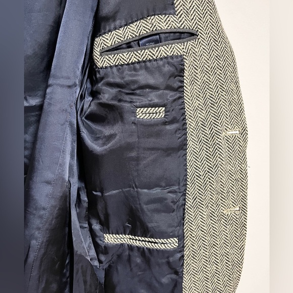 J.Crew Ludlow Jacket 40R Herringbone Wool Blazer – Italian Wool, Classic Fit - Picture 4 of 11